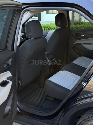 Chevrolet Equinox-7