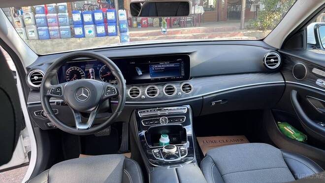 Mercedes E 250-3