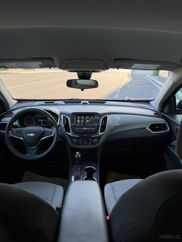 Chevrolet Equinox-8