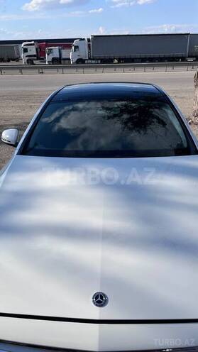 Mercedes E 250-8