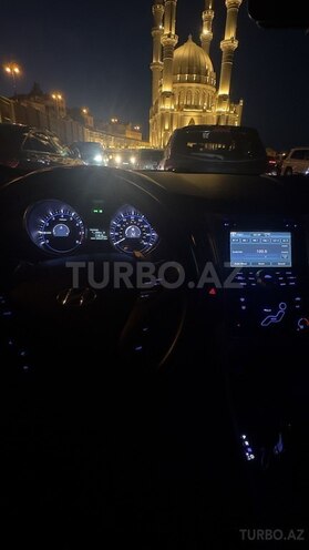 Hyundai Sonata-17