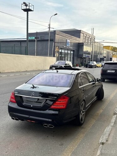 Mercedes S 500-10