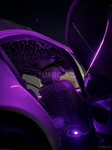 Mercedes E 240-12