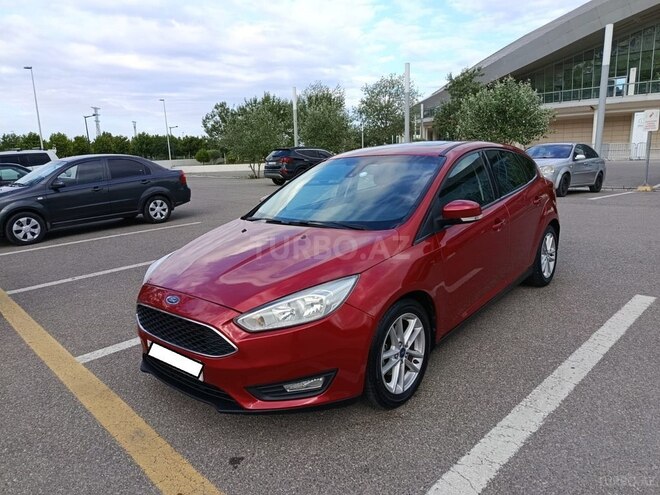 Ford Focus-10