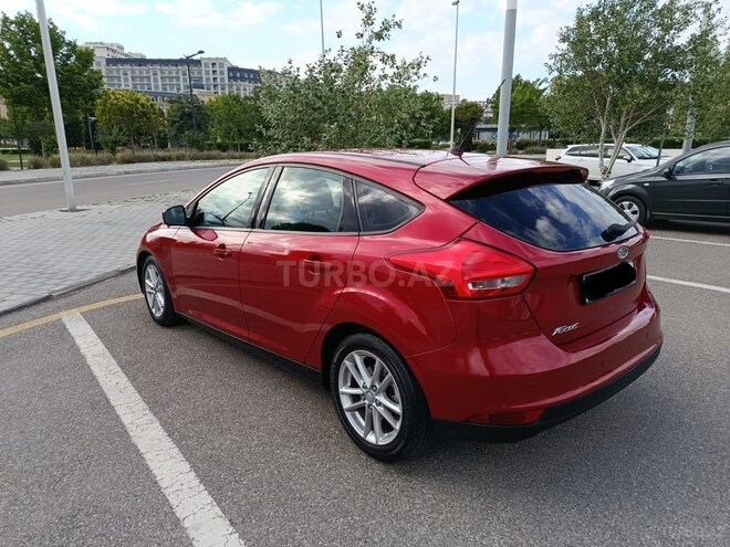 Ford Focus-8