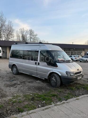 Ford Transit-2