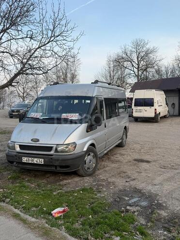 Ford Transit-1
