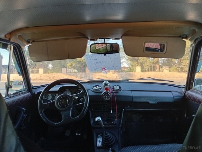 LADA (VAZ) 2106-7