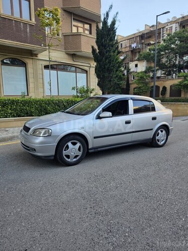 Opel Astra-2