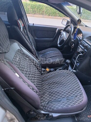 Opel Astra-7