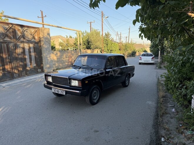 LADA (VAZ) 2107-17