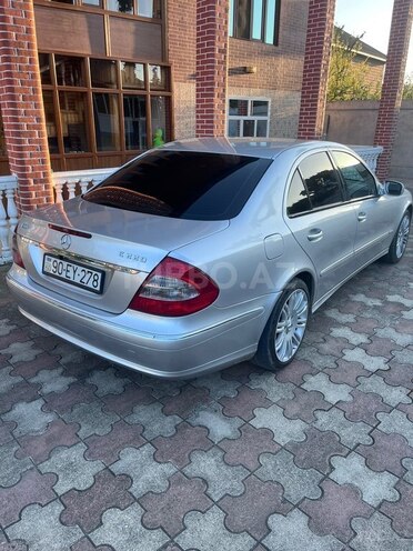 Mercedes E 220-3