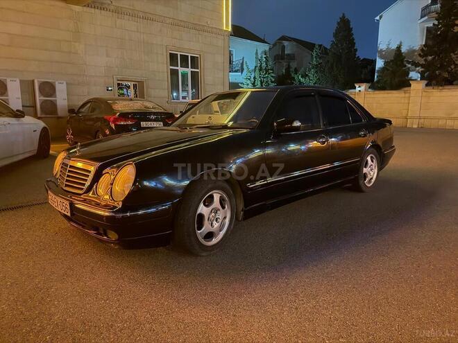 Mercedes E 270-2