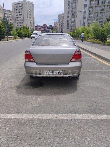 Nissan Sunny-3