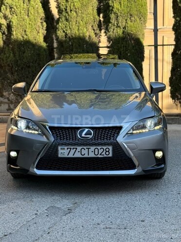 Lexus CT 200h-2