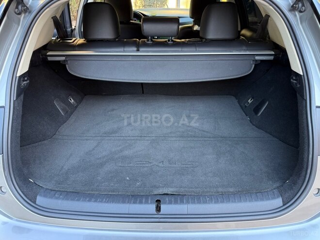 Lexus CT 200h-9