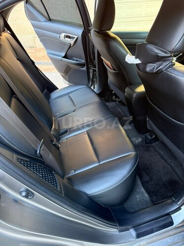 Lexus CT 200h-8