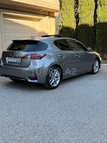 Lexus CT 200h-7