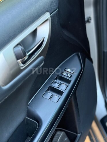 Lexus CT 200h-10