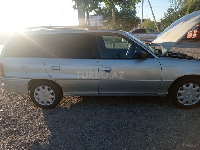 Opel Astra-4