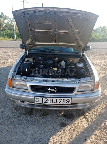 Opel Astra-1