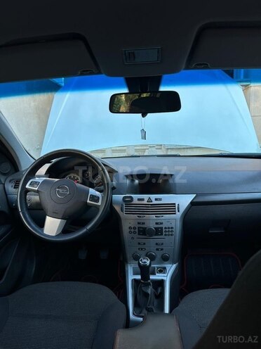 Opel Astra-12