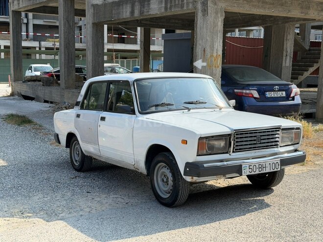 LADA (VAZ) 2107-2