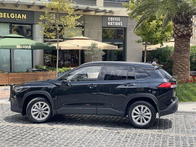 Toyota Corolla Cross-8