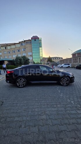 Kia Optima-11
