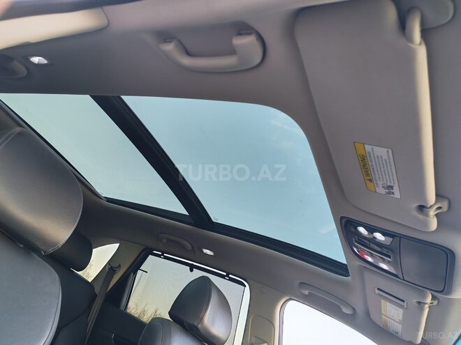 Kia Sorento-14