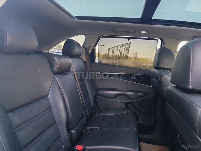 Kia Sorento-3