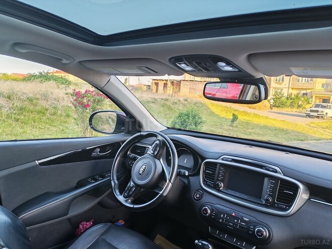 Kia Sorento-4