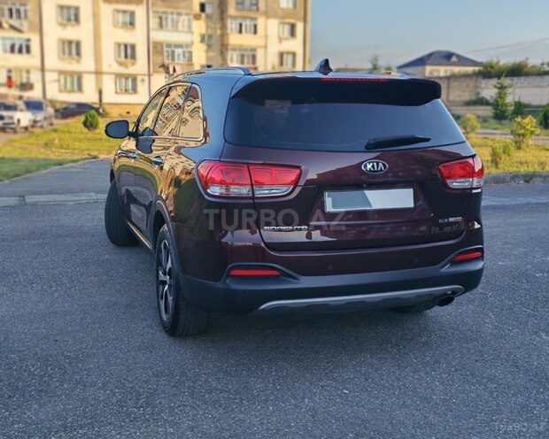 Kia Sorento-9