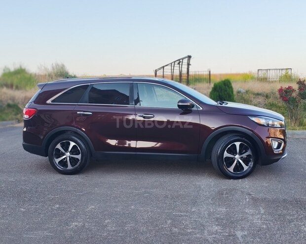 Kia Sorento-8