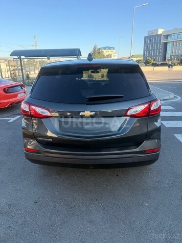 Chevrolet Equinox-2