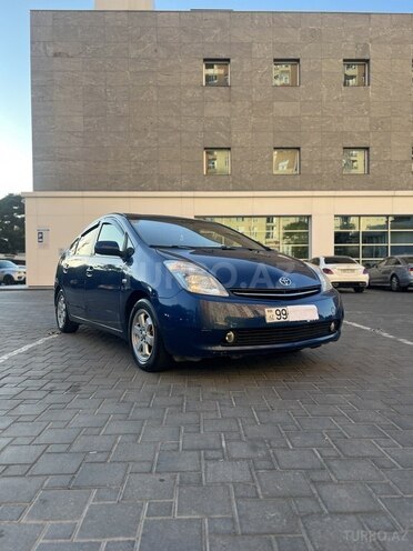 Toyota Prius-1