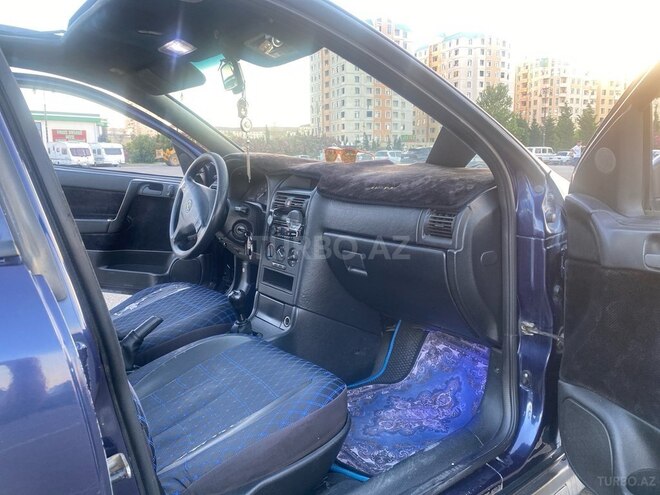 Opel Astra-7