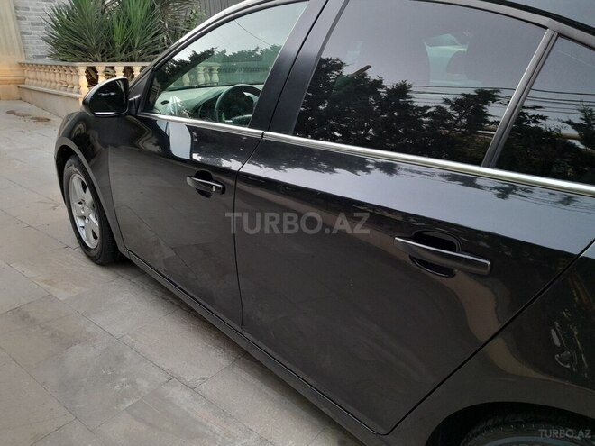 Chevrolet Cruze-4