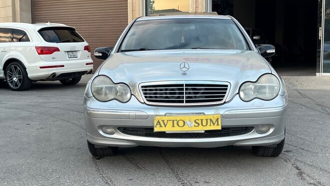 Mercedes C 240-1
