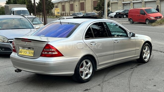 Mercedes C 240-10