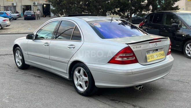 Mercedes C 240-15