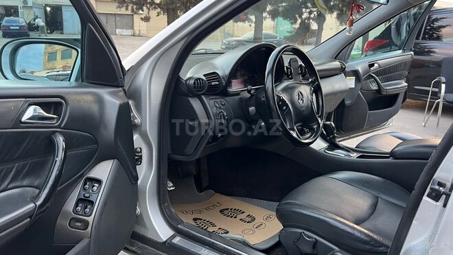 Mercedes C 240-16