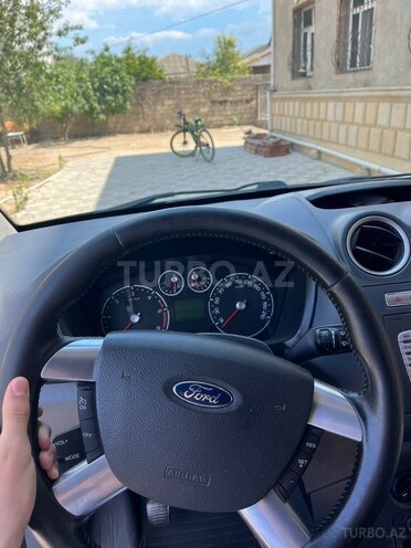 Ford Transit Connect-3