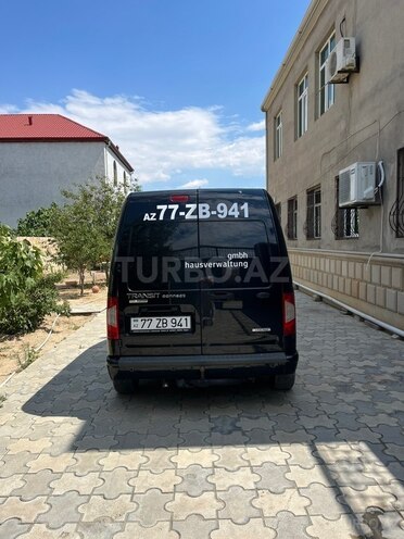 Ford Transit Connect-12