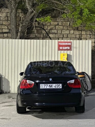 BMW 320-3