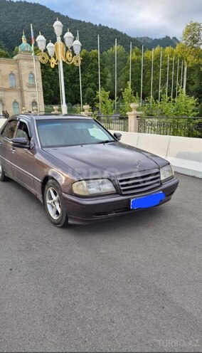 Mercedes C 200-3