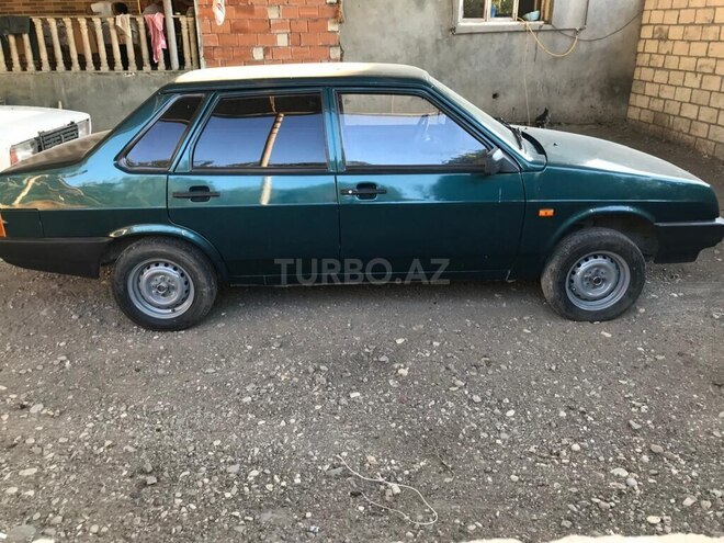 LADA (VAZ) 21099-4
