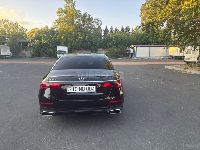 Mercedes E 200-3