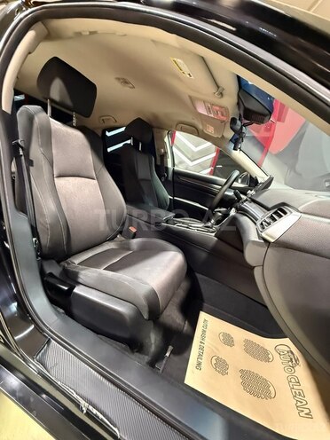 Honda Accord-16