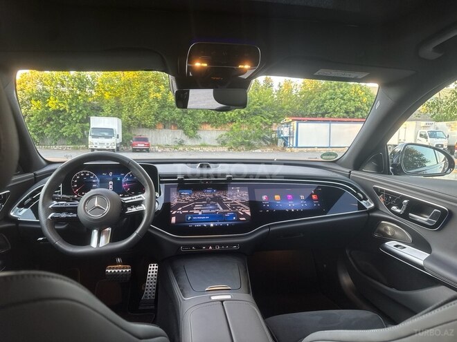 Mercedes E 200-8